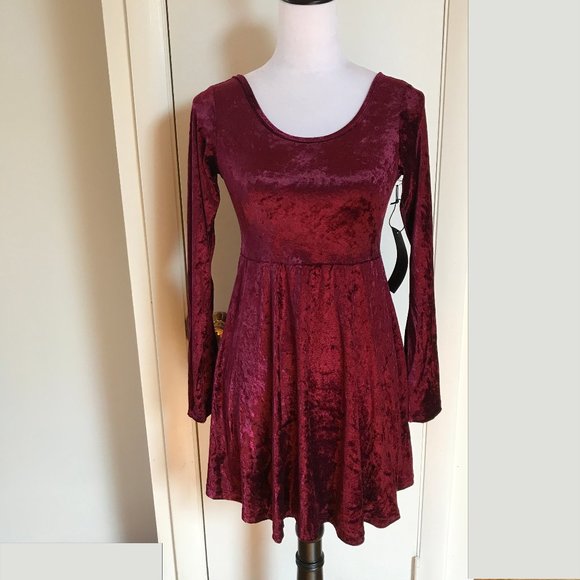 Black & Greige Dresses & Skirts - Black & Greige Gothic Lolita Halloween Burgundy Red Velvet Doll Dress XL